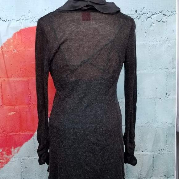 V Christina  cardigan size small - Picture 3 of 6